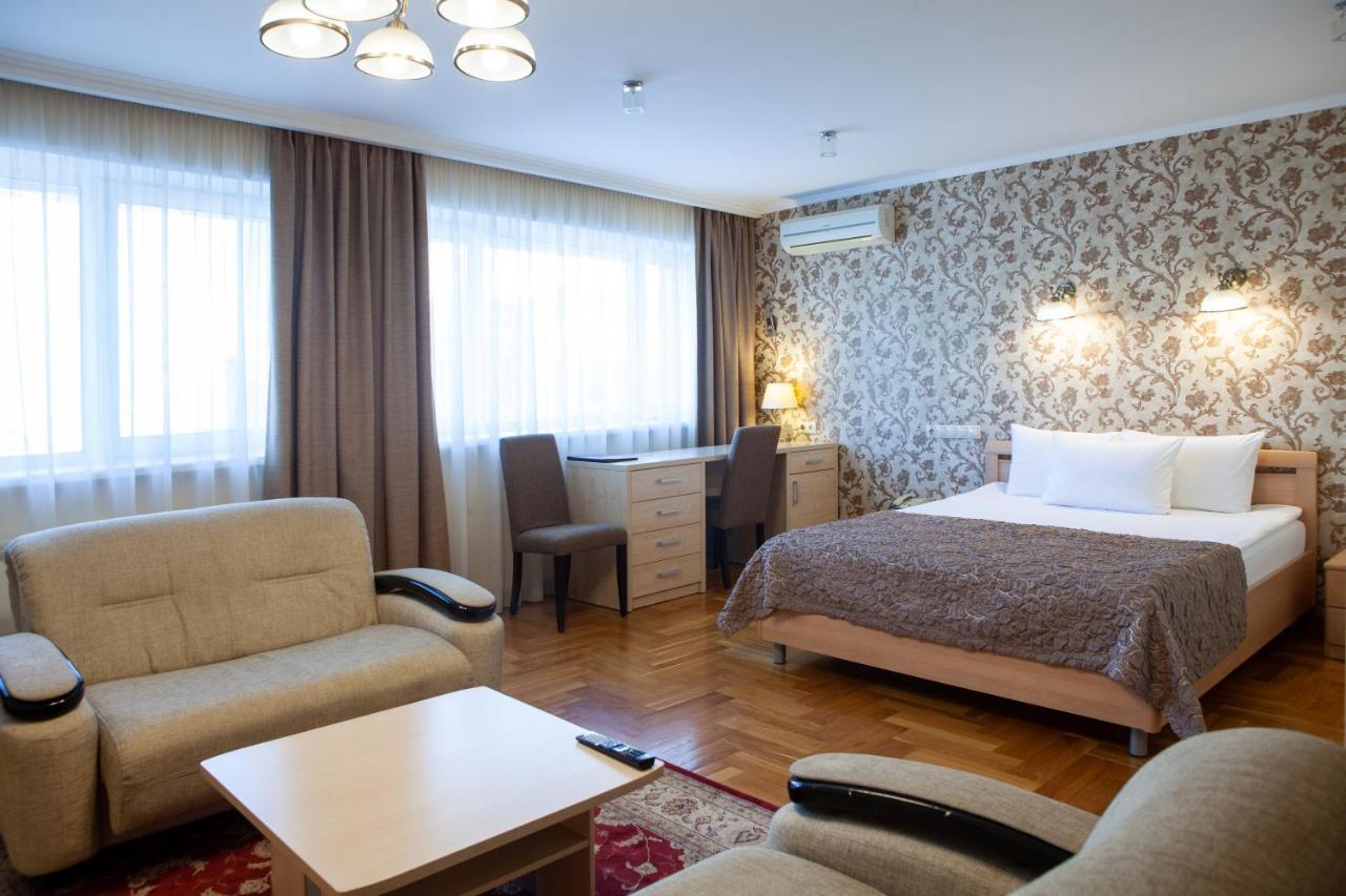 Hotel Krasnoyarsk Bagian luar foto